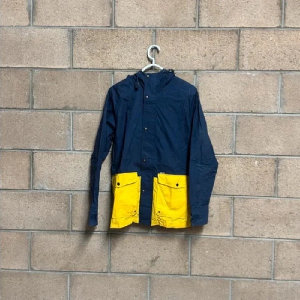 Carhartt Navy Hooded Raincoat with Yellow Front Pockets